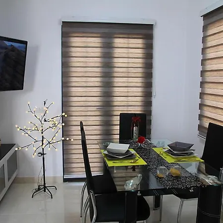 Elegant Playa Blanca: Poolside Retreat Villa Playa Blanca (Lanzarote)