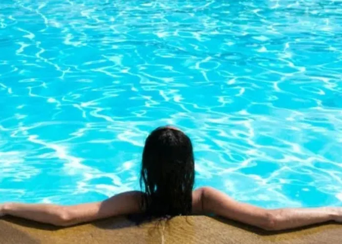 فيلة Elegant With Pool *