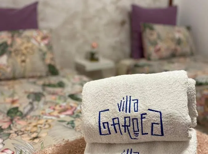 Elegant With Pool فيلة *