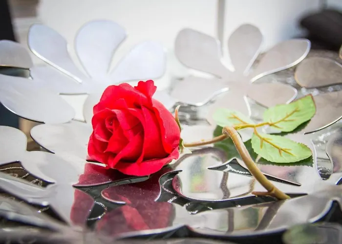 Elegant With Pool فيلة