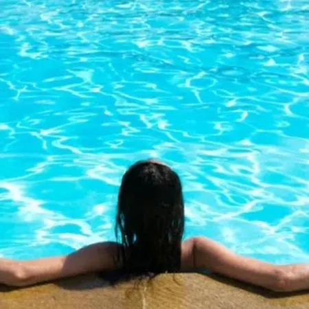 Villa Elegant Playa Blanca: Poolside Retreat *