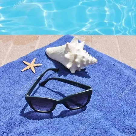 Elegant Playa Blanca: Poolside Retreat Villa Playa Blanca (Lanzarote)