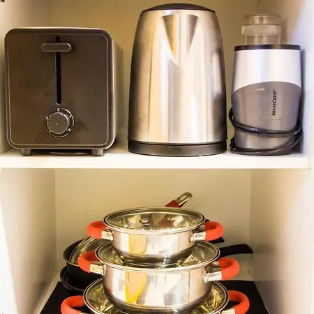 Villa Elegant Playa Blanca: Poolside Retreat *