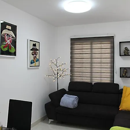 Elegant Playa Blanca: Poolside Retreat Playa Blanca (Lanzarote)