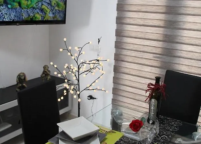 Elegant Playa Blanca: Poolside Retreat Playa Blanca (Lanzarote)